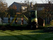 Stavba opěrné zdi u zahrady školy 2017